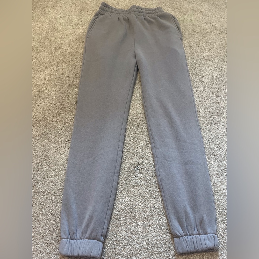 H&M Gray Sweatpants with Tapered Leg Design